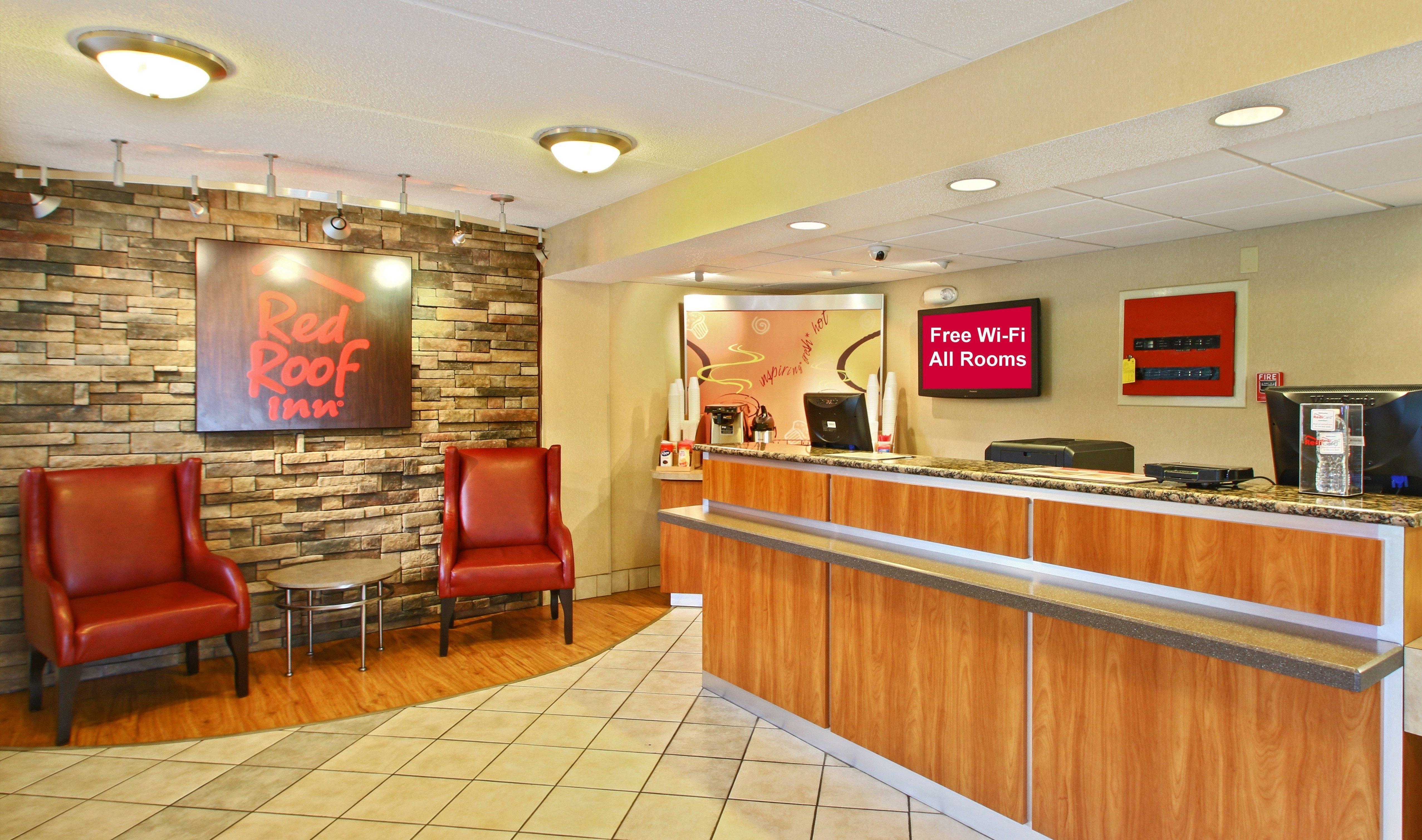 Red Roof Inn Greensboro Coliseum Екстер'єр фото