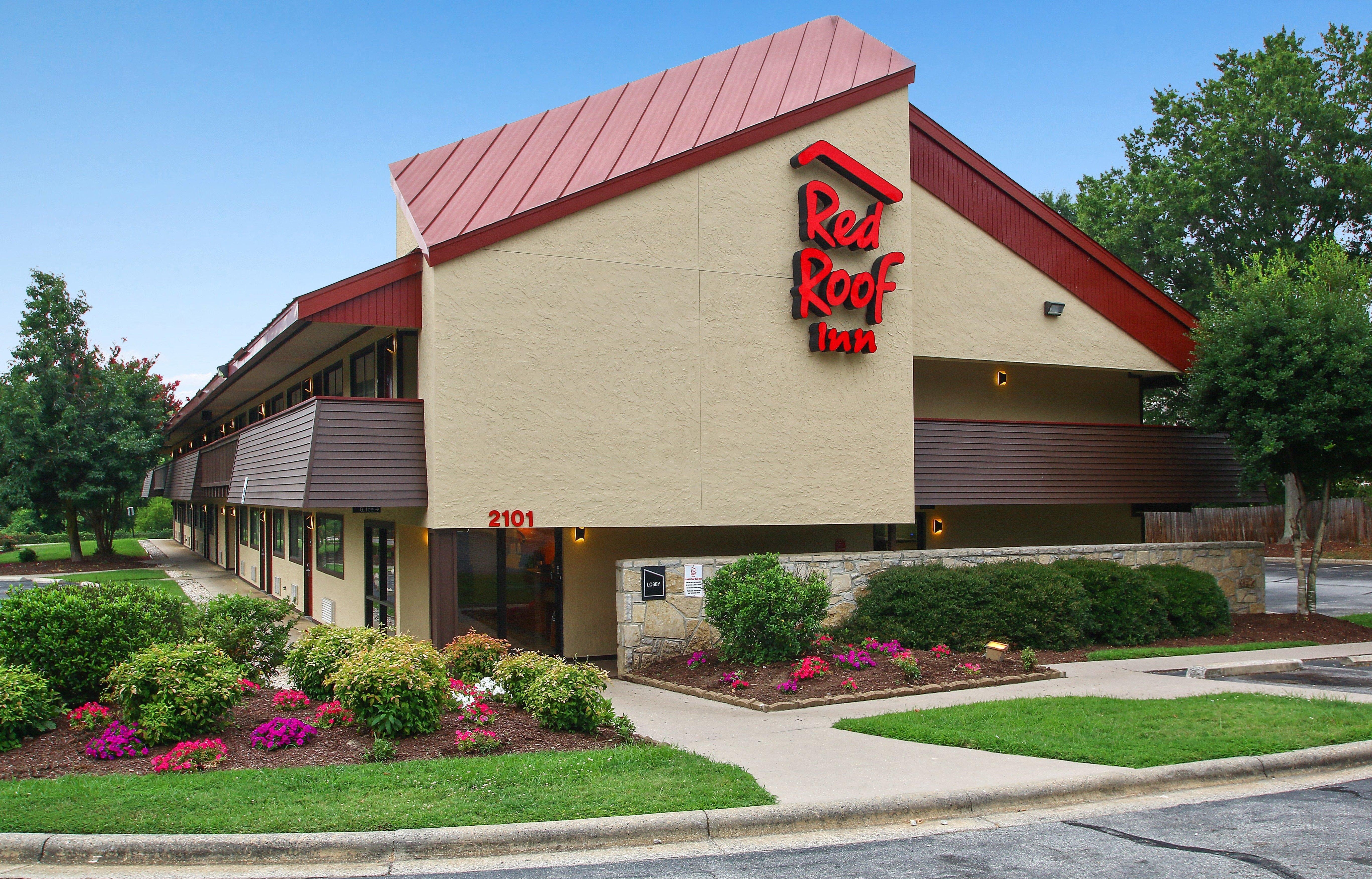 Red Roof Inn Greensboro Coliseum Екстер'єр фото